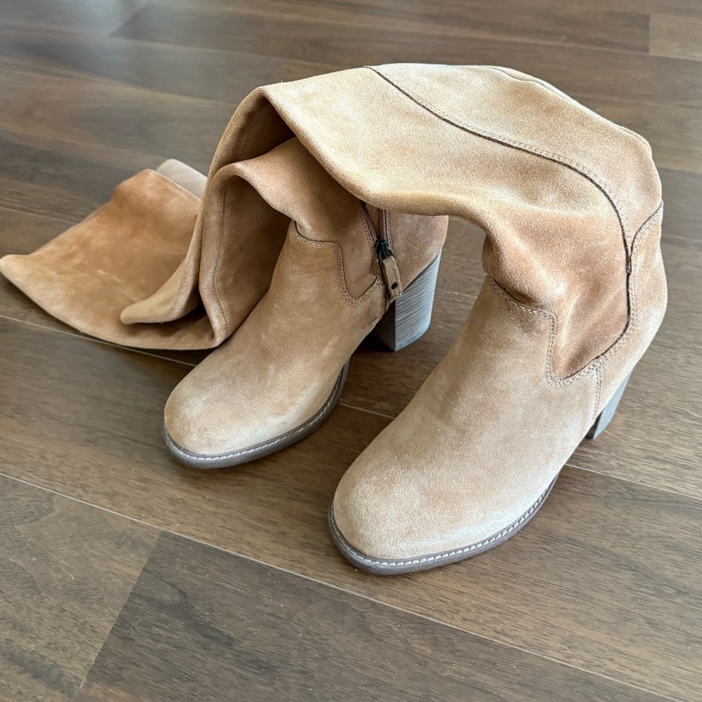 KDB Over-The-Knee Boots in Tan, Suede - Size 9